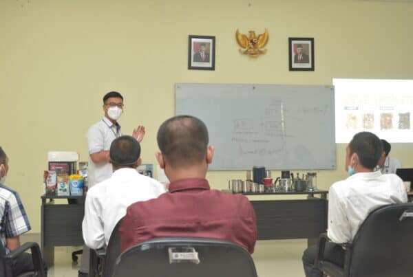 PULIH & PRODUKTIF, KLIEN BARETA DI BEKALI SKILL MENJADI BARISTA