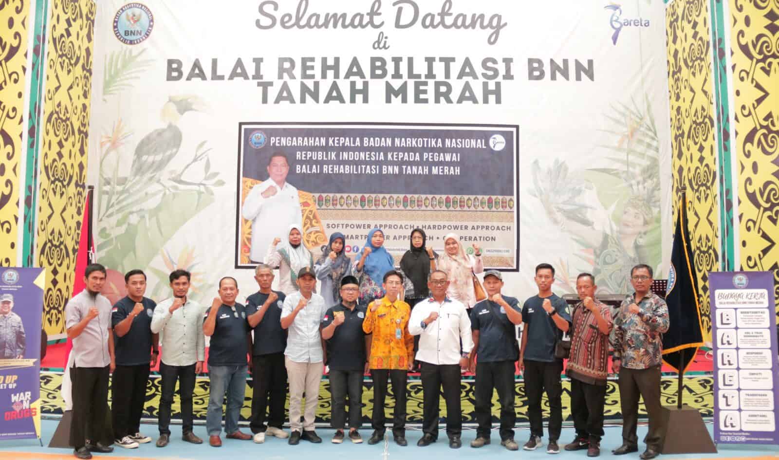 WAKAPOLRES PENAJAM PASER UTARA MELIHAT LANGSUNG PROGRAM REHABILITASI DI BARETA