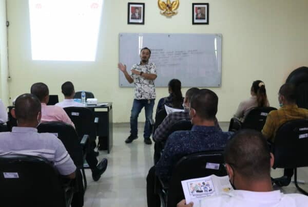 IKATAN KONSELOR ADIKSI INDONESIA WILAYAH KALTIM MENJADI NARASUMBER KEGIATAN SESI KELOMPOK UMUM (SKU)