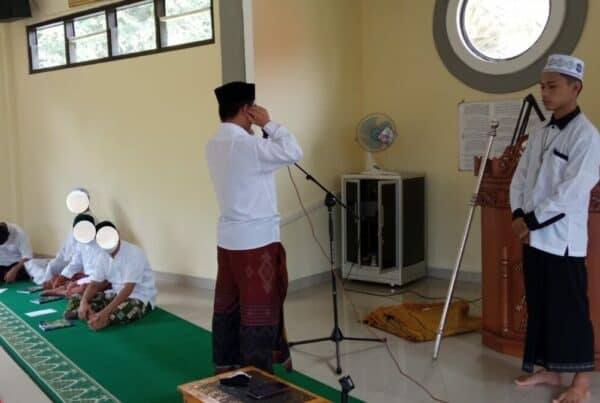 GIAT PEMBINAAN SPIRITUAL: MUADZIN SHALAT JUM’AT