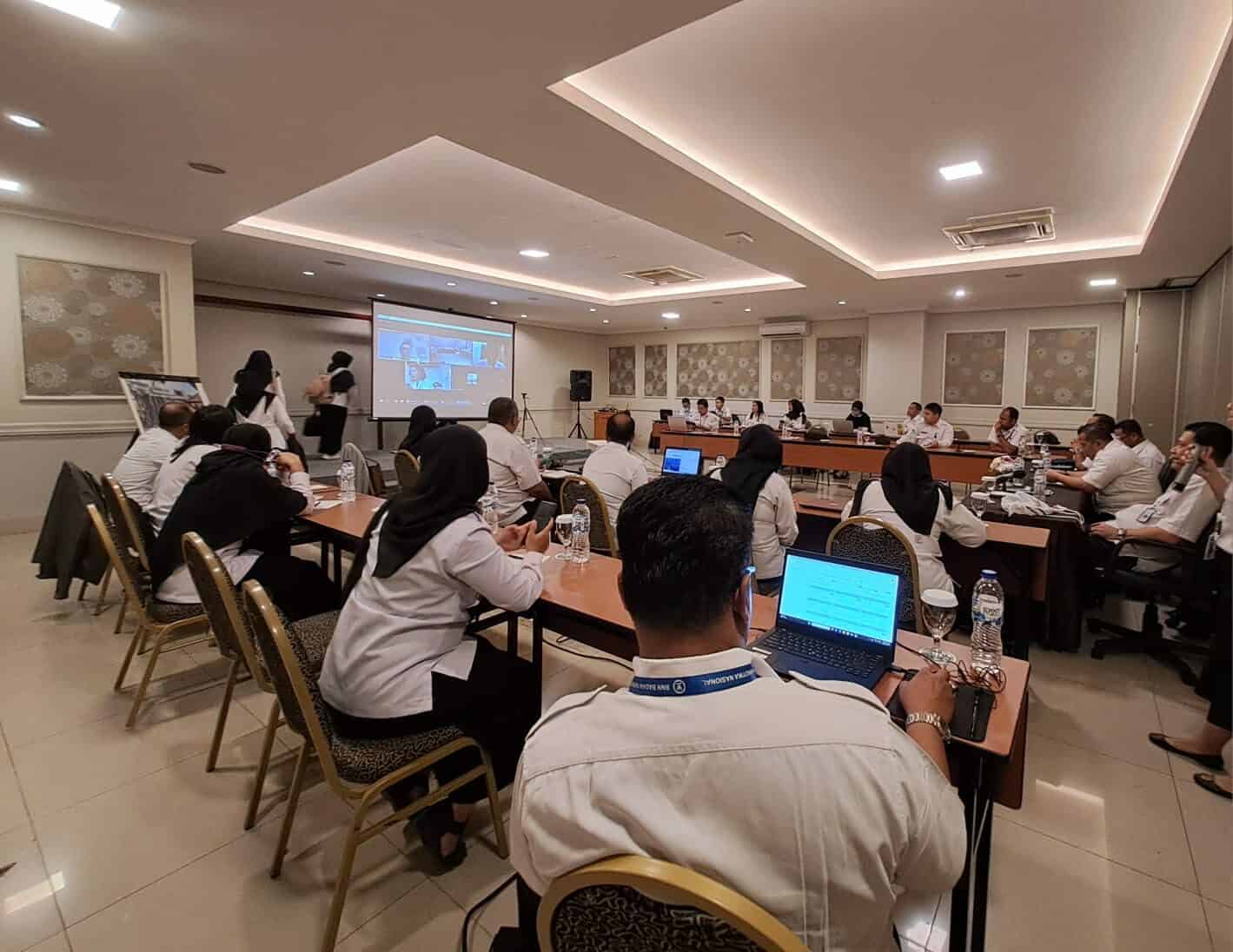 RAPAT PEMBAHASAN SBKK DI LINGKUNGAN BALAI/LOKA REHABILITASI BNN RI RAPAT PEMBAHASAN SBKK DI LINGKUNGAN BALAI/LOKA REHABILITASI BNN RI