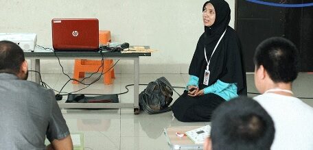 THERAPEUTIC SESSION: MANAJEMEN STRESS THERAPEUTIC SESSION: MANAJEMEN STRESS
