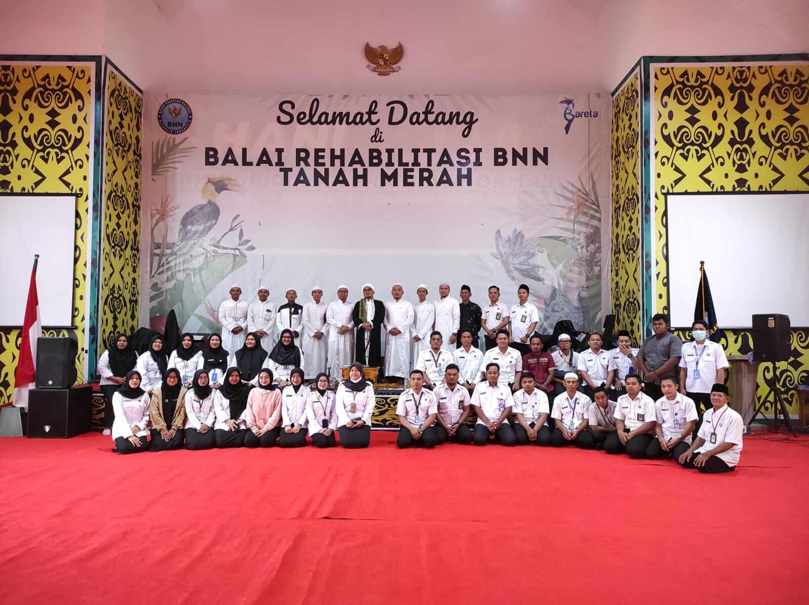 PERINGATAN MAULID NABI MUHAMMAD 1445 H DI BALAI REHABILITASI BNN TANAH MERAH PERINGATAN MAULID NABI MUHAMMAD 1445 H DI BALAI REHABILITASI BNN TANAH MERAH