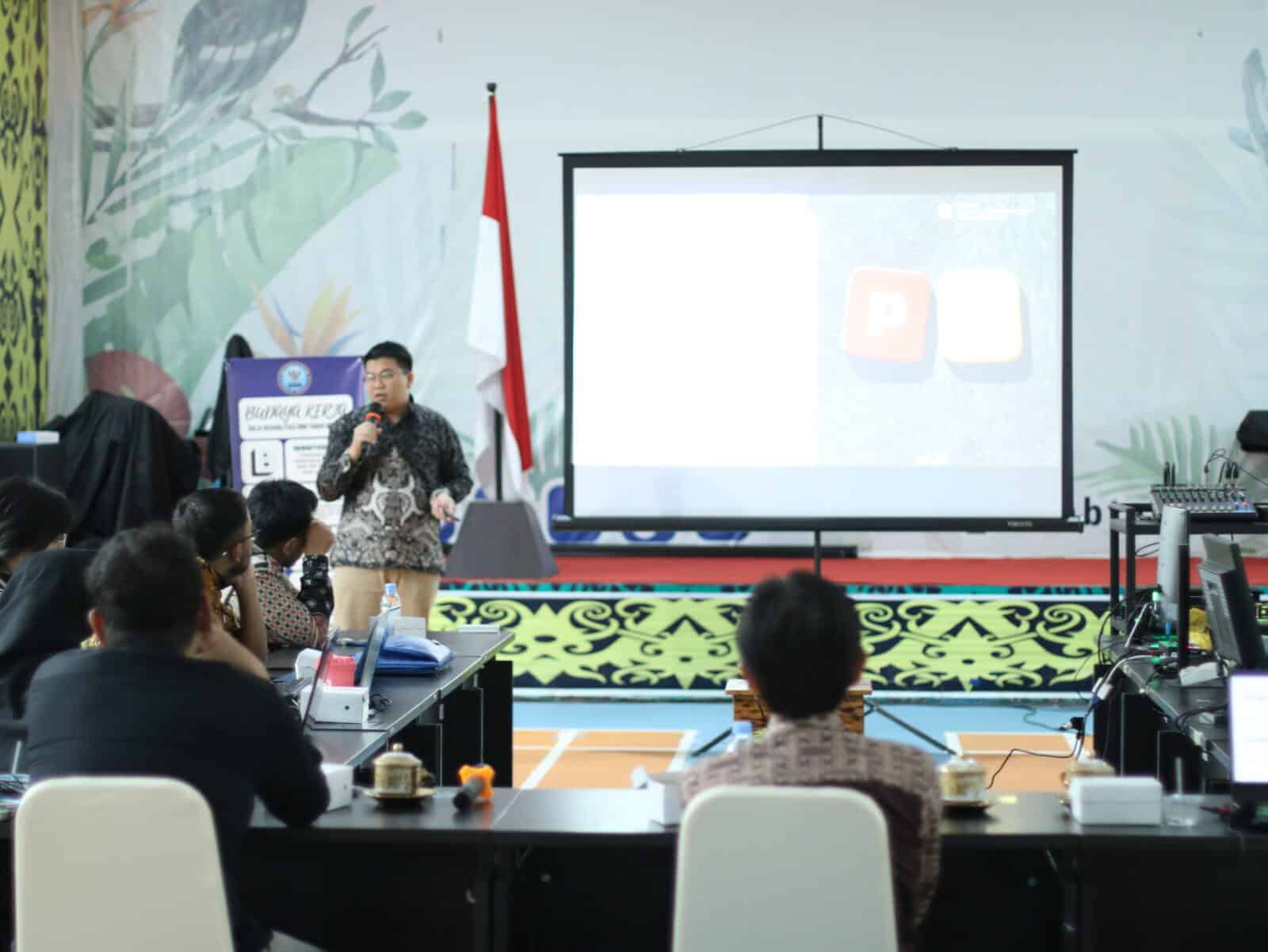 TINGKATKAN PERFORMA KEHUMASAN, BARETA GELAR BIMTEK UPGRADING PUBLIC RELATION SKILL TINGKATKAN PERFORMA KEHUMASAN, BARETA GELAR BIMTEK UPGRADING PUBLIC RELATION SKILL