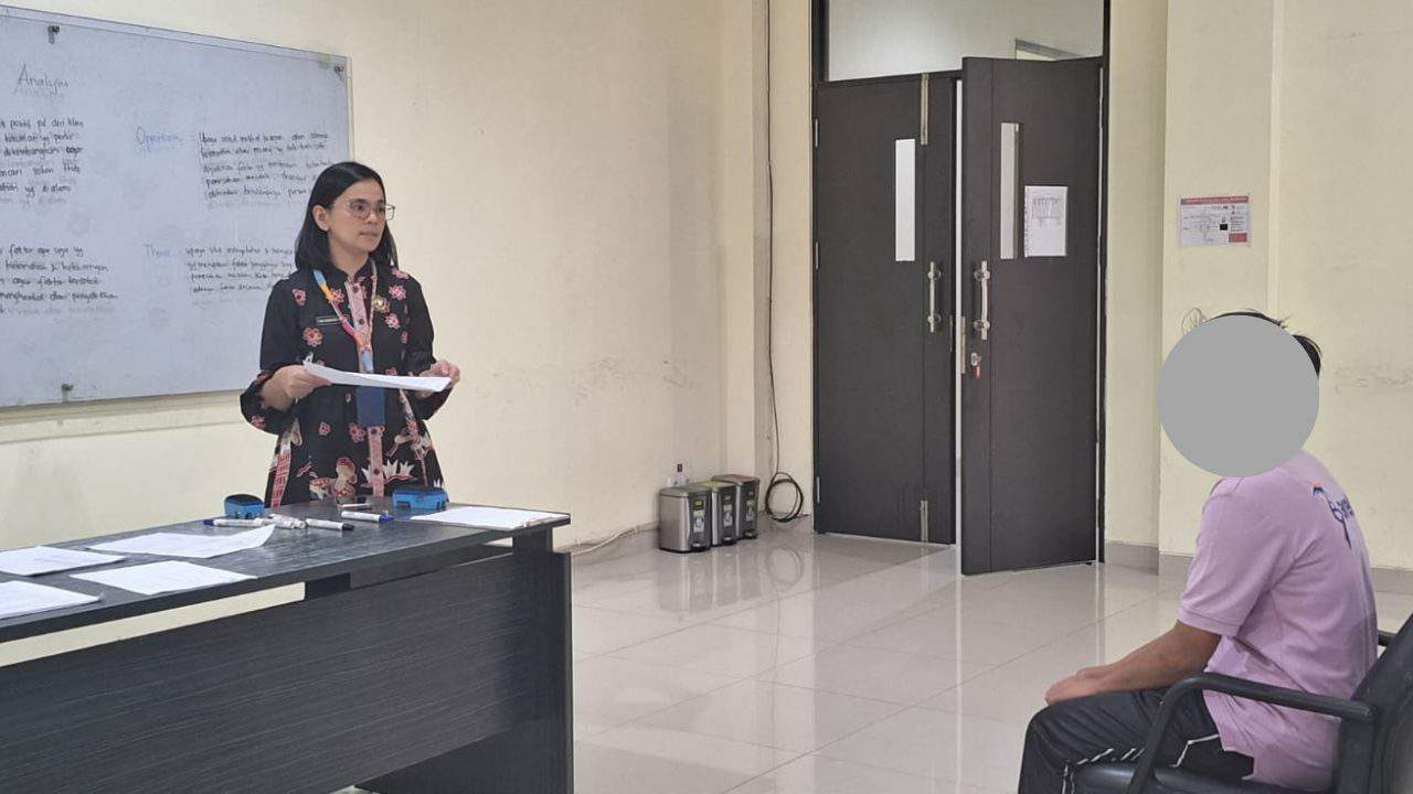 Beranda PROBING KLIEN FEMALE BERSAMA SISTER NOVA GINTING