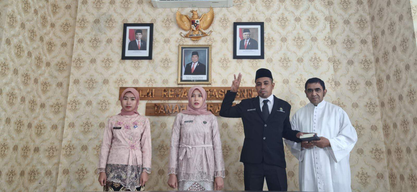 SEKRETARIS UTAMA BNN RI MELANTIK PEGAWAI PEMERINTAH DENGAN PERJANJIAN KERJA (PPPK) BIDANG TEKNIS SEKRETARIS UTAMA BNN RI MELANTIK PEGAWAI PEMERINTAH DENGAN PERJANJIAN KERJA (PPPK) BIDANG TEKNIS