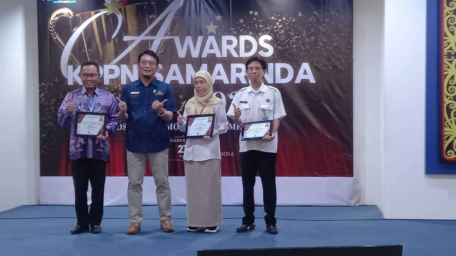 BARETA RAIH PENGHARGAAN PERINGKAT KETIGA TRANSAKSI KARTU KREDIT PEMERINTAH TERBESAR BARETA RAIH PENGHARGAAN PERINGKAT KETIGA TRANSAKSI KARTU KREDIT PEMERINTAH TERBESAR